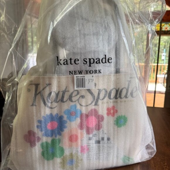 Kate Spade New York Fresh Picks Canvas Tote - Flowers Puzzle Cute - Picture 8 of 8